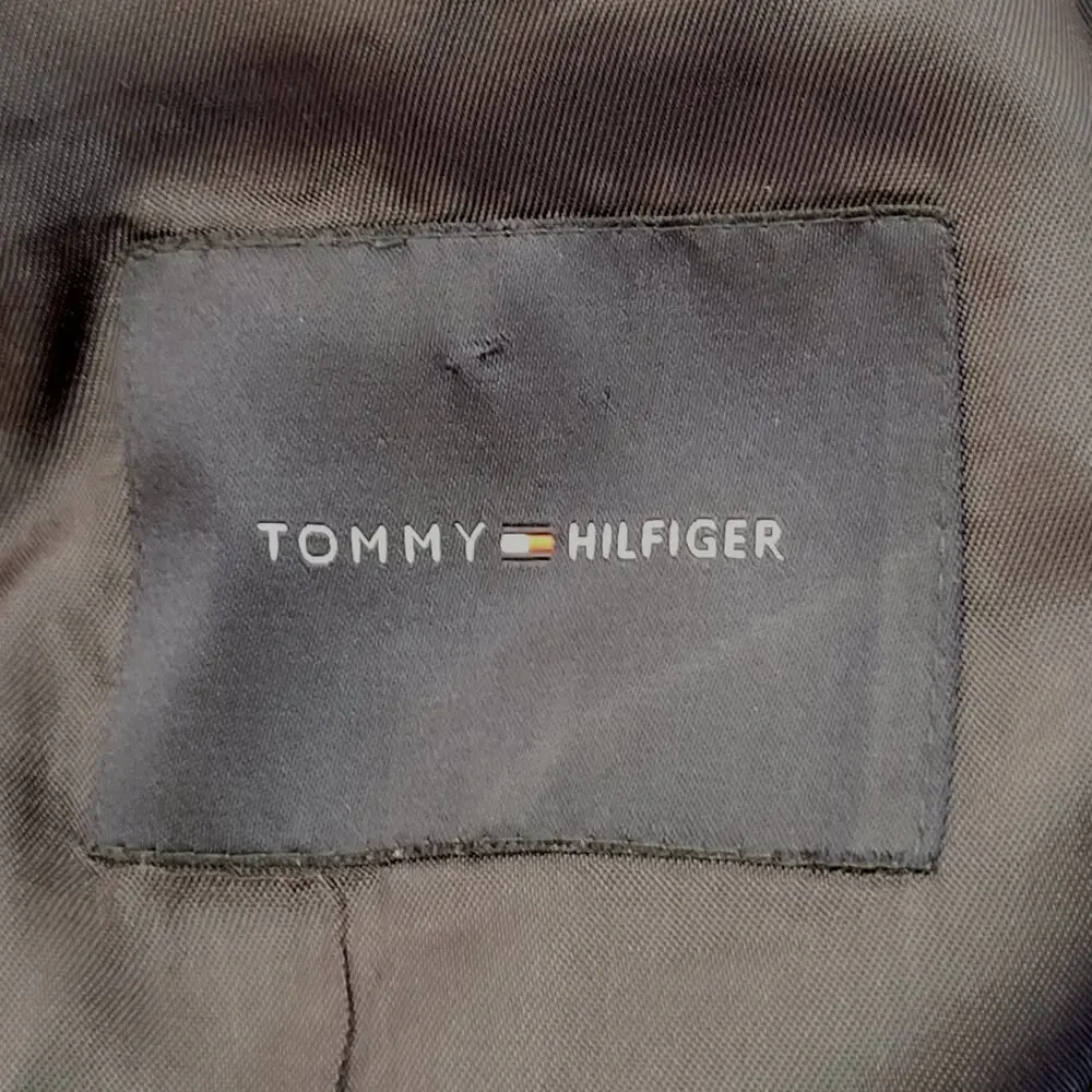 Tommy Hilfiger 100% Worsted Wool Navy Sport Jacket Blazer 42R Dual Vent 2 Button